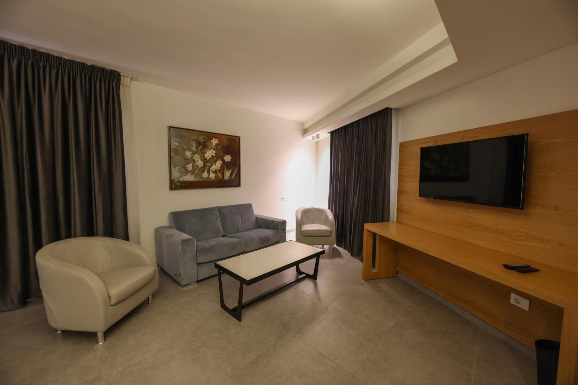 Majestic Byblos Grand Hotel Extérieur photo