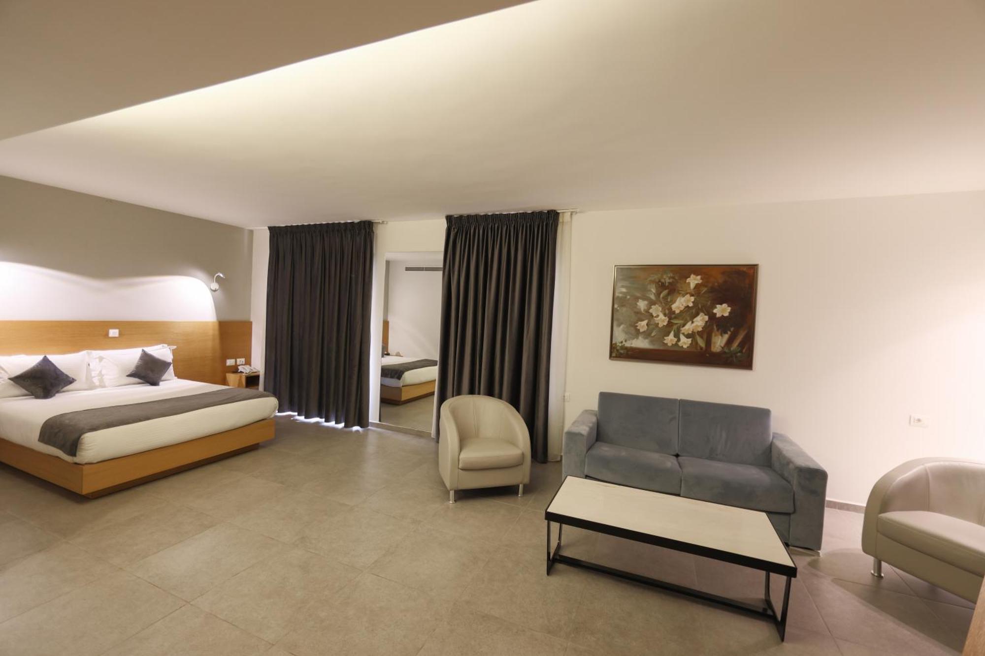 Majestic Byblos Grand Hotel Extérieur photo